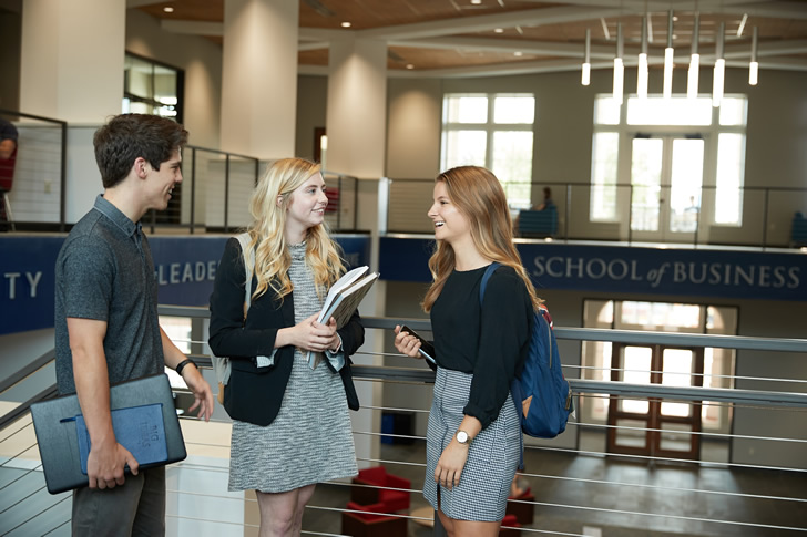 Choosing an Online Education Program: Accreditation, Curriculum, and Flexibility